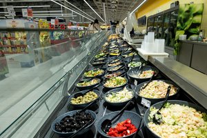 Kiek pajamų pernai gavo didžiausi mažmeninės prekybos tinklai: paaiškėjo ir absoliutus lyderis