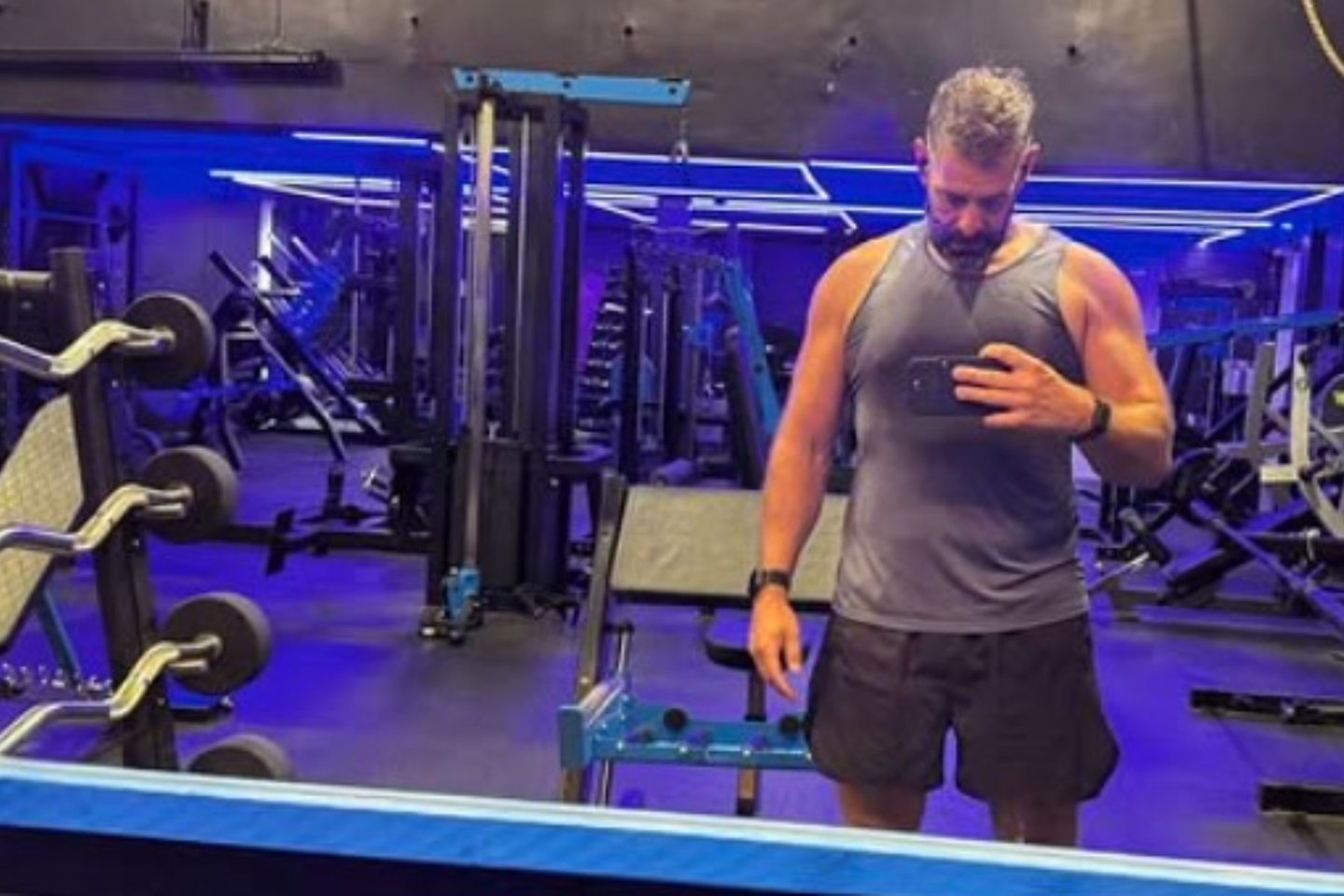 Kai nebesėdi baruose, Grahamas randa daug laiko sportui. <br>Soc. tinklo nuotr.