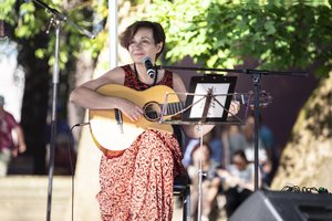 Anykščiuose prasidėjo 18-asis kultūros festivalis „Purpurinis vakaras“