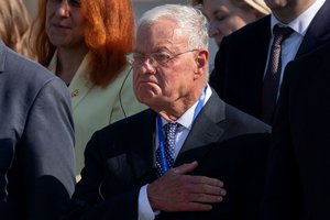 Juodajame sąraše: paaiškėjo, kodėl K. Kelloggas nevyko į Aliaską