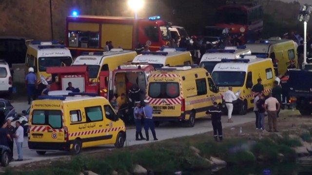 Skaudi avarija Alžyre: autobusui įvažiavus į upę žuvo 18 žmonių