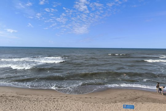 Įspėja esančius prie Baltijos jūros: pavojinga net patyrusiems