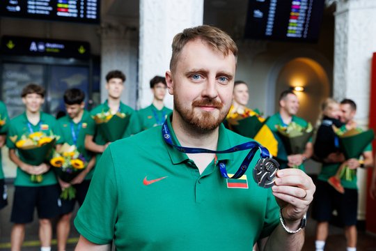 Sidabrą su Lietuvos šešiolikmečiais iškovojęs T. Tarasevičius nesureikšmina medalių: „Rinktinių tikslas ne tas“