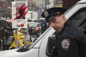 Viename iš Niujorko naktinių klubų aidėjo šūviai: trys žmonės žuvo, aštuoni buvo sužeisti