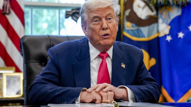 D. Trumpas siūlo taiką Ukrainai: atskleidė jos kainą