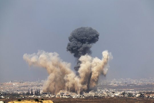 Karo išplėtimas Gazos mieste: Izraelis perspėja – naudos visus pajėgumus