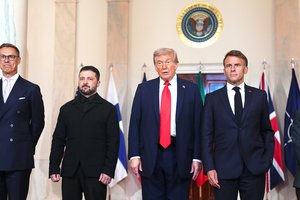 Derybose su D. Trumpu – aiški Europos lyderių strategija: tarp pagyrų – subtili žinutė