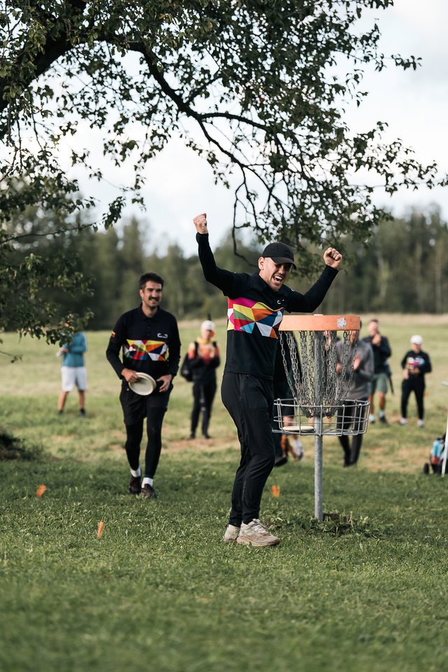 Diskogolfo atstovas Matas Kievinas.<br> E.Lavinsko nuotr.