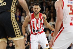 Žalgiriečiai jau Lietuvoje: atvykimo akimirkos ir pirmosios mintys – kalba apie alkį