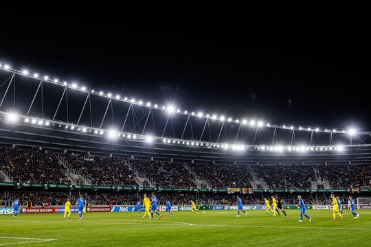 Rekordo besiekiant: kurios futbolo rinktinės rungtynės iki šiol Lietuvoje sutraukė didžiausias minias