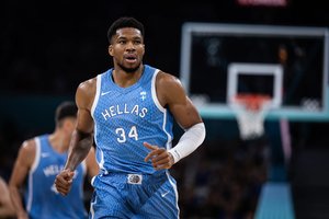 Prieš mačą su Latvija – graikų žvaigždės G. Antetokounmpo išstojimas: pranešė žinią sirgaliams