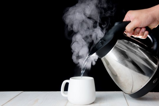 Įsidėmėkite: tokių gėrimų vartojimas gali padidinti riziką susirgti stemplės vežiu