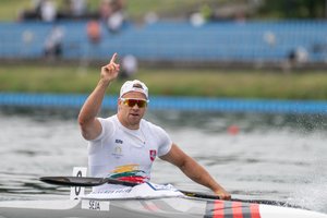 „Greičio mašina“ pavadintas baidarininkas A. Seja sėkmingai pradėjo pasaulio čempionatą