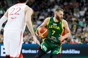 Trijų krepšininkų „atkabinimo“ belaukiant: G. Radzevičius paatviravo, ar dėl to rinktinėje jaučiasi irzlumas