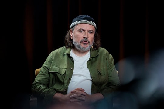 Režisierius O. Koršunovas: teatras gali giliau pažiūrėti į žmogų ir žmogiškumą