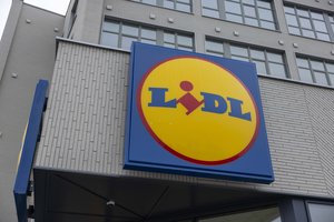 Vietoje buvusių Klaipėdos Prekybos uosto kultūros rūmų – „Lidl“ parduotuvė