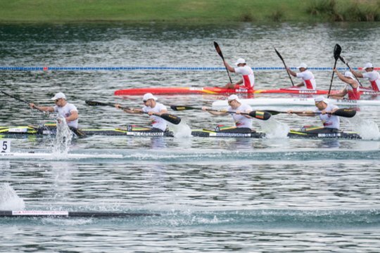 Dvi Lietuvos baidarininkų įgulos užtikrintai pateko į pasaulio čempionato finalą