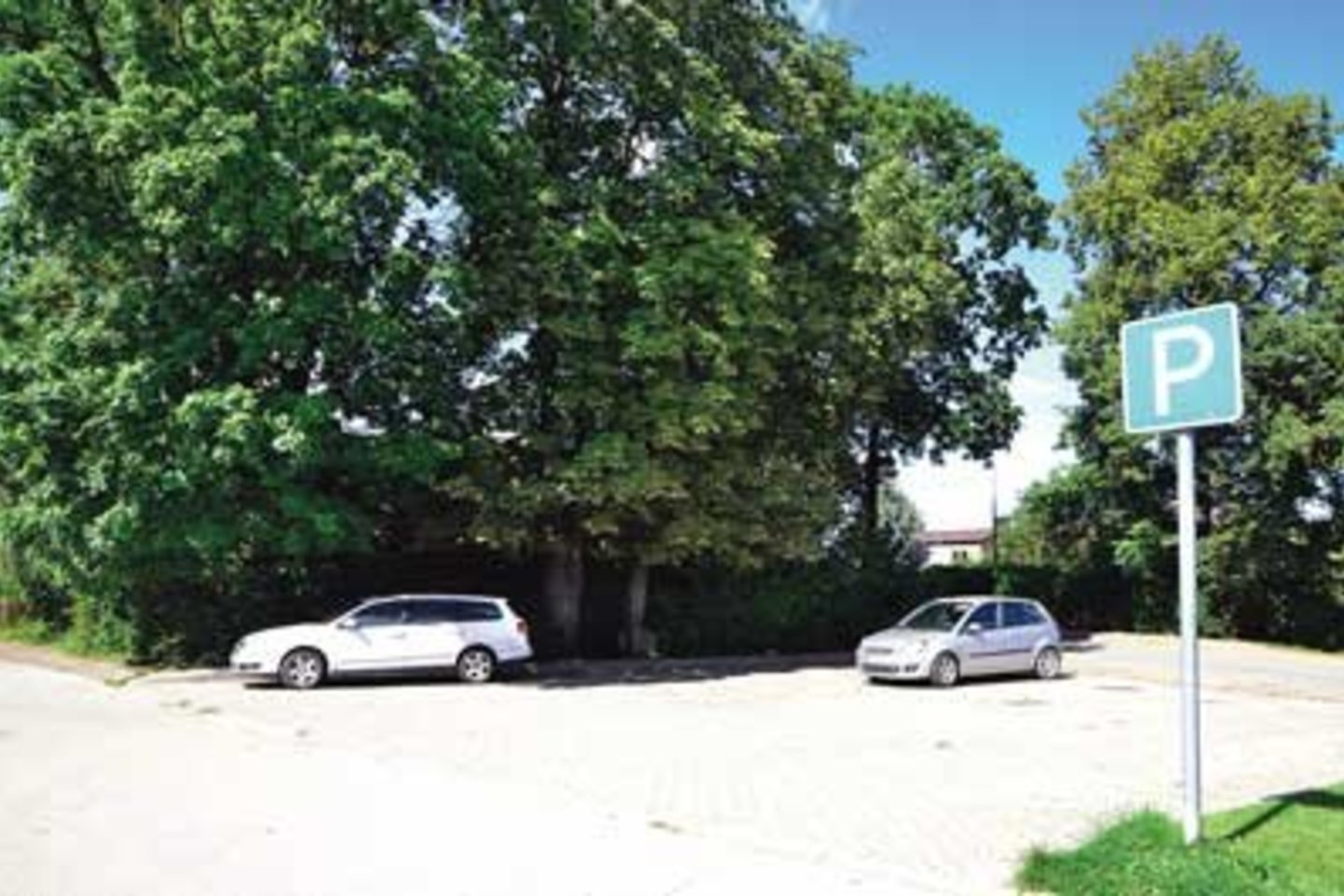 Kretingiškiams apmaudu ir pikta, kad, prieš pastatant ženklą, aplinkinių namų gyventojų niekas neįspėjo, nebuvo jokios komunikacijos ir informacijos.<br>„Pajūrio naujienų“ nuotr.