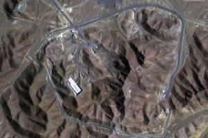 Iranas ir europiečiai nori tęsti branduolines derybas