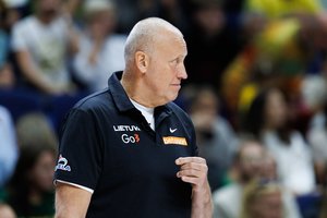 S. Maslobojevą minėjęs R. Kurtinaitis apie rinktinės traumas: „Neskauda, kai išeini į anapilį“