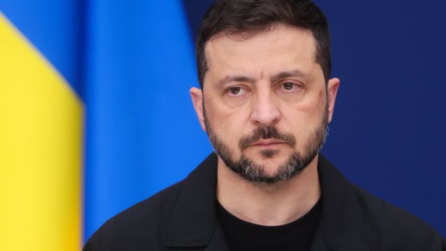 Nacionalinės vėliavos dieną V. Zelenskis siunčia žinią: Ukraina neatiduos savo žemių okupantams