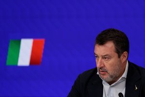 Prancūzija išsikvietė Italijos ambasadorę dėl žodinės atakos prieš E. Macroną