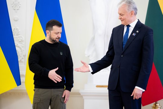 Lietuvos vadovai pasveikino Ukrainą su Nepriklausomybės: darysime viską, kad Ukraina klestėtų