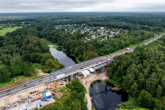„Via Lietuva“: visoje Lietuvoje vyksta intensyvūs tiltų ir viadukų darbai – remontuojama beveik 200 objektų