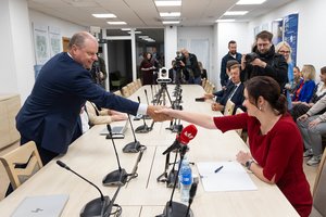 Po provokuojančio S. Skvernelio klausimo – ironiškas I. Ruginienės pastebėjimas