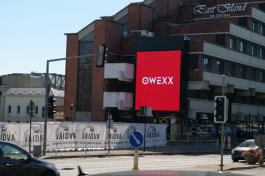 OWEXX lauko ekranų tinklas Klaipėdoje: dideli vartotojų srautai, tvarūs sprendimai ir kokybė
