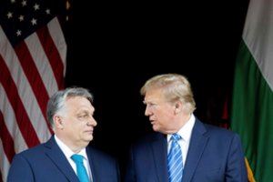 „Politico“: D. Trumpas spaudžia V. Orbaną keisti poziciją dėl Ukrainos