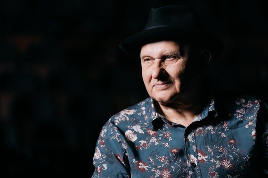 Aktorius R. Pelakauskas prisipažino esąs užkietėjęs rūkalius: mesti trukdo vienas teatro ritualas