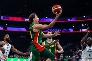 Lietuvos krepšininkai Europos čempionato starte apšilo kojas solidžiai įkirsdami britams