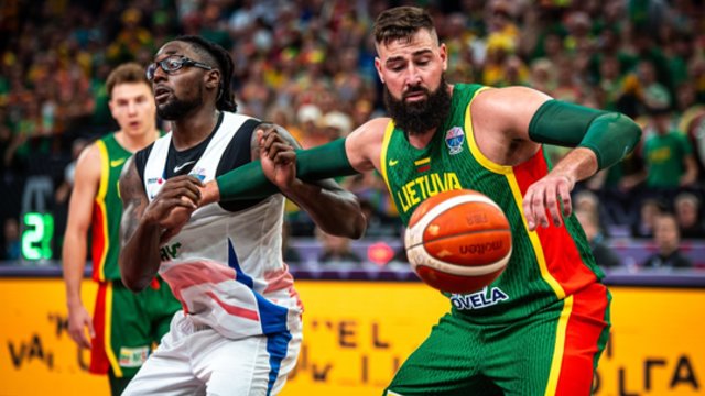 J. Valančiūno įspūdžiai po pirmųjų rungtynių: jaudulys, netaiklūs tritaškiai ir kas išties svarbiausia