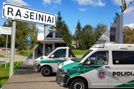 Raseiniuose net vaikai svajodavo tapti gaujos nariais: vietos verslininkai į banditų smurtą atsakė smurtu