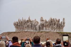 „Marso kanjonai" įtrauks į šviesų ir muzikos fejeriją Pakruojyje