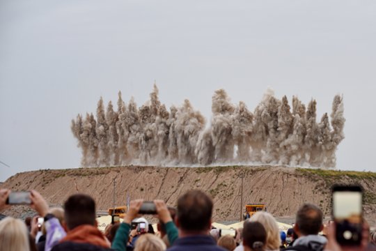 „Marso kanjonai" įtrauks į šviesų ir muzikos fejeriją Pakruojyje