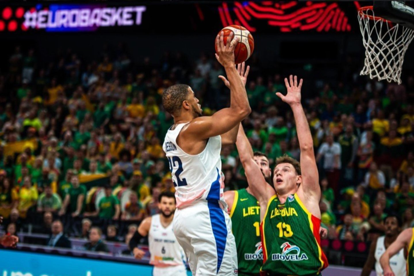 Lietuvos ir Didžiosios Britanijos rinktinių mačas.<br>AFP/Scanpix nuotr.