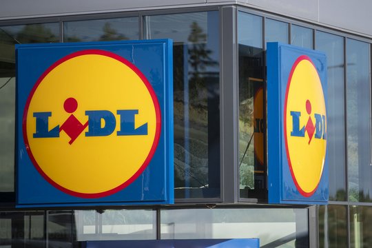 Rugsėjo 1-osios proga „Lidl Lietuva“ darbuotojų vaikams – dovanų rinkiniai naujiems mokslo metams