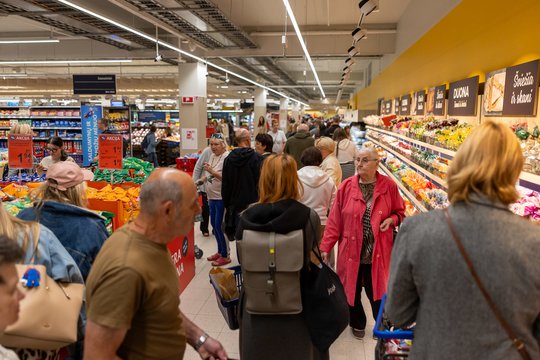 Po kelių mėnesių pertraukos atidaryta Kauno „Akropolio“ „Maxima“