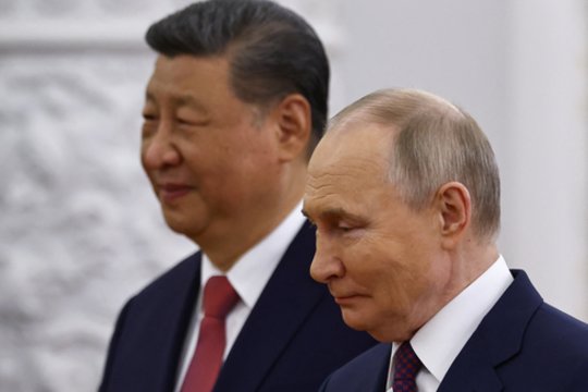 Prieš V. Putino ir Xi Jinpingo susitikimą – Maskvai nerimą keliantys ženklai