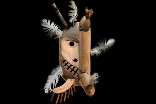 Šamaniškosios jupikų kaukės, kurias rusai bandė išnaikinti, sugrįžta