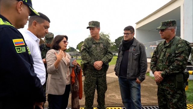 Kolumbijos džiunglėse – ginkluotas išpuolis: po susirėmimų buvo pagrobti dešimtys karių