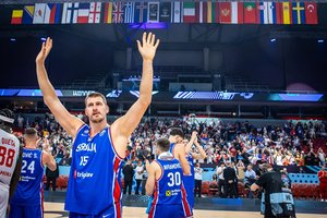 Serbijos pergalės fone – F. Petruševo diskvalifikacija ir B. Bogdanovičiaus trauma