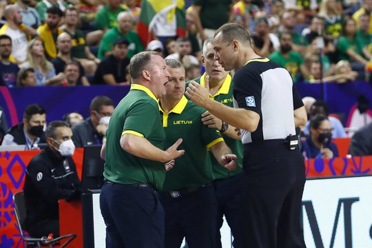  Prisiminkime: kaip žiopli teisėjai sugadino Lietuvos rungtynes prieš Vokietiją