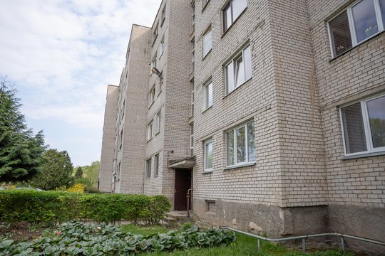 Siūloma leisti su daugiabučių bendrijų pirmininkais sudaryti neterminuotą darbo sutartį