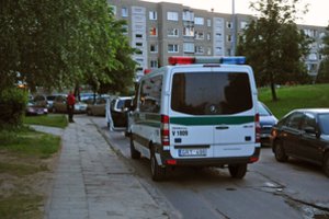 Vilniaus daugiabučio laiptinėje nugriaudėjo sprogimas – rasta neaiškios kilmės medžiaga