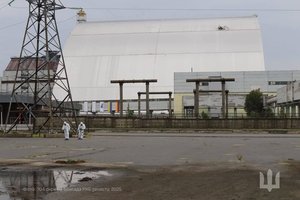 „Nematomas priešas“: kodėl ukrainiečių kariai sugrįžo prie Černobylio reaktoriaus