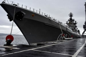 Užkonservuotas sovietinių laikų rusų branduolinis laivas sugrįžo į jūrą: „ant popieriaus“ jis – galingiausias pasaulyje