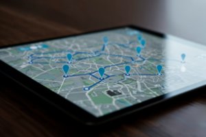 Kaip technologijos padeda užtikrinti vaikų saugumą: nuo GPS sekiklio iki diktofono